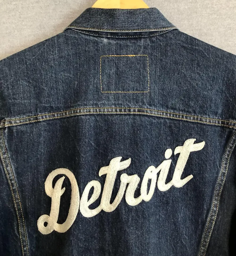 Levis Detroit Tigers Denim Trucker Jacket Mens Large L Blue MLB Baseball Jean